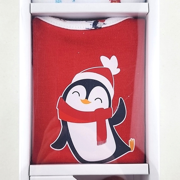 Baby Mode Signature 3 Pc Penguin Winter Gift Set Box Bodysuit Bib Socks Size 0-3 - Picture 4 of 12